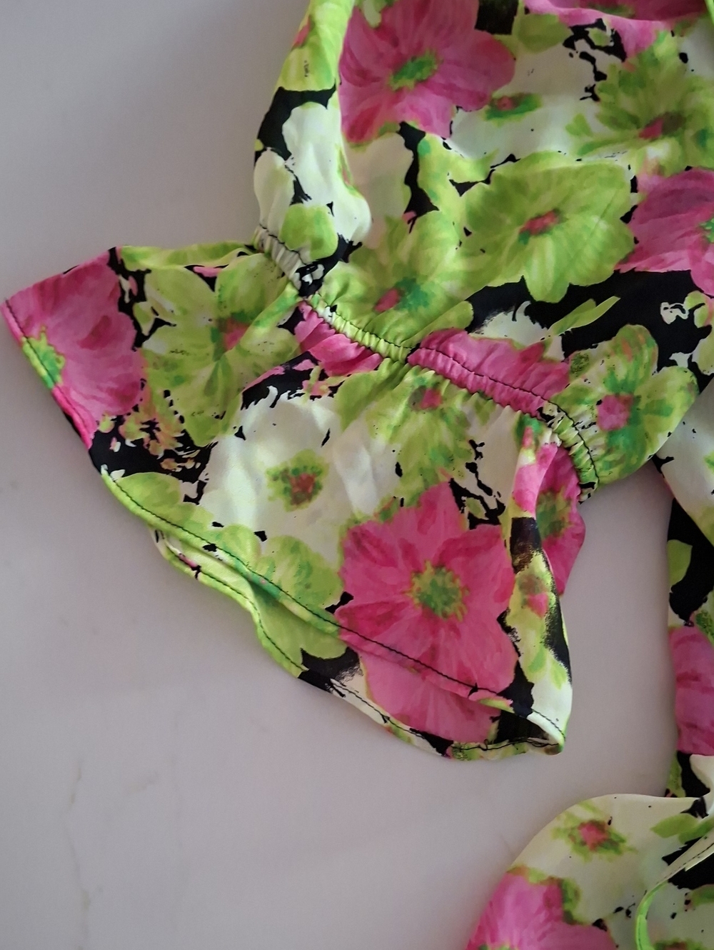 WAYF Pink, Black & Lime Green Vibrant Floral Ruffle Peplum Wrap Top (Size L) - Picture 3 of 8